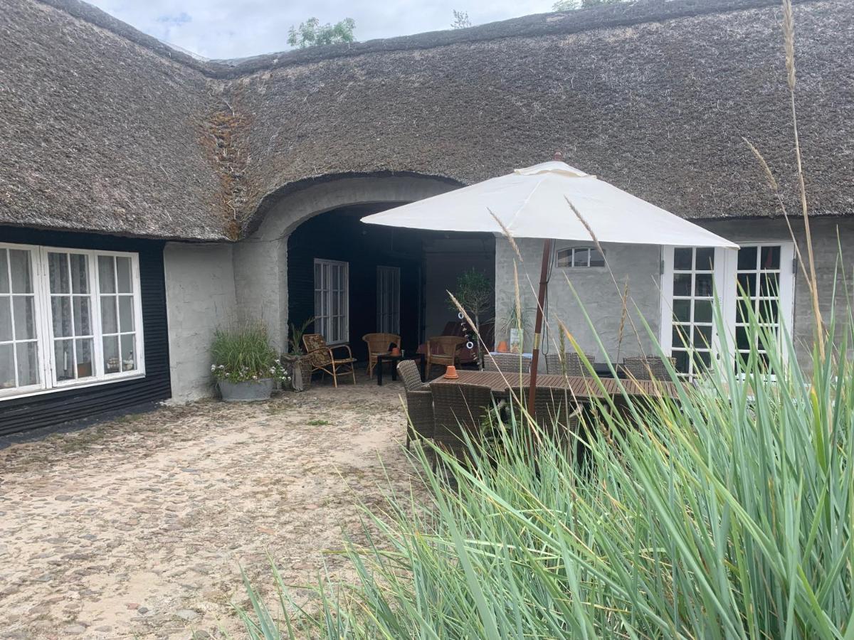 Farm61 Badehotellet I Det Midtjydske - Alder +18 Ar Tjele Dış mekan fotoğraf